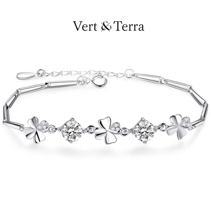 クローバーダイヤブレスレット | 輝く小さな幸せ
